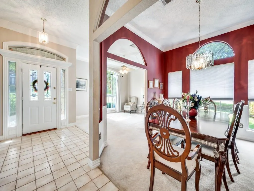 2610 Bordeaux Drive
