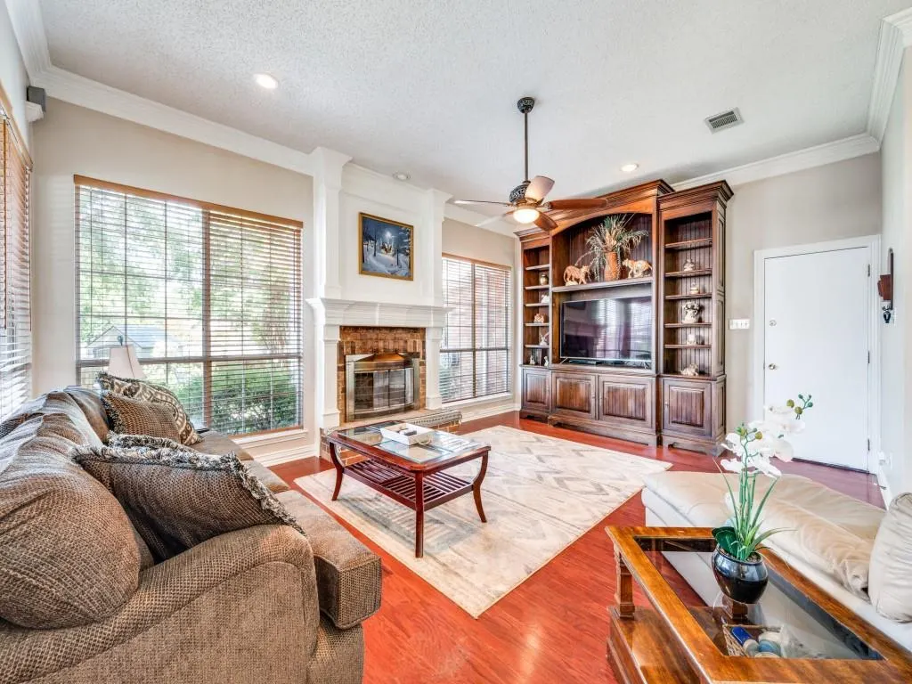 2610 Bordeaux Drive