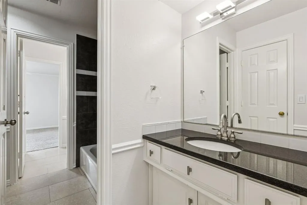 2609 Tulip Drive