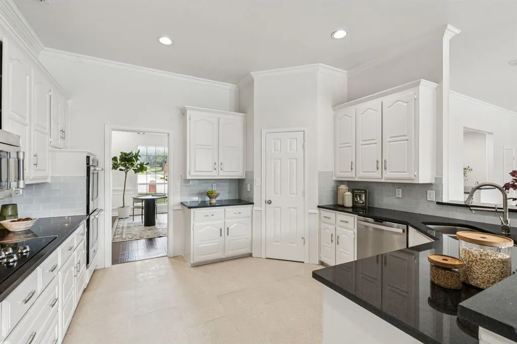 2609 Tulip Drive