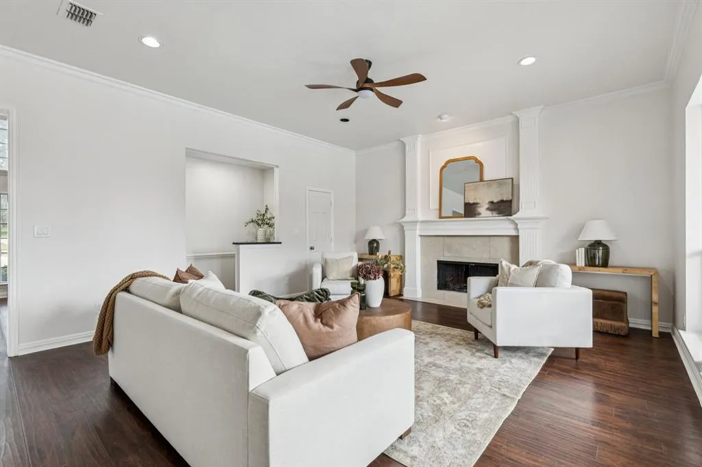 2609 Tulip Drive