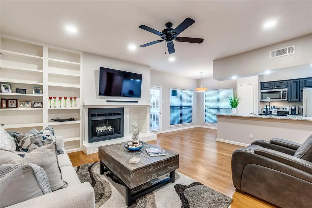7525 Holly Hill Drive, #1