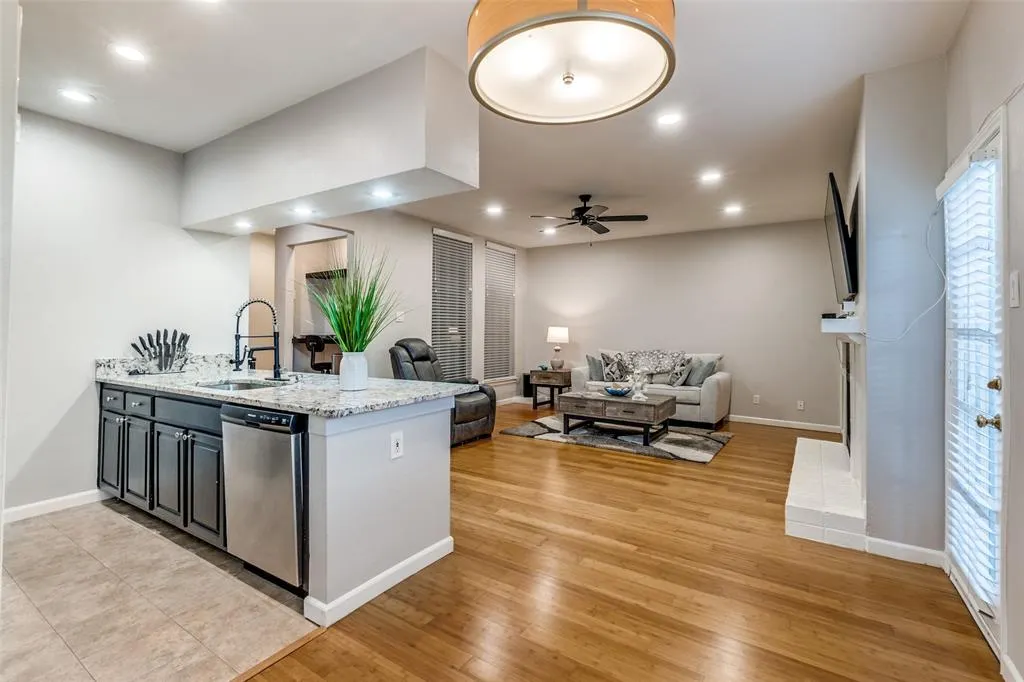 7525 Holly Hill Drive, #1