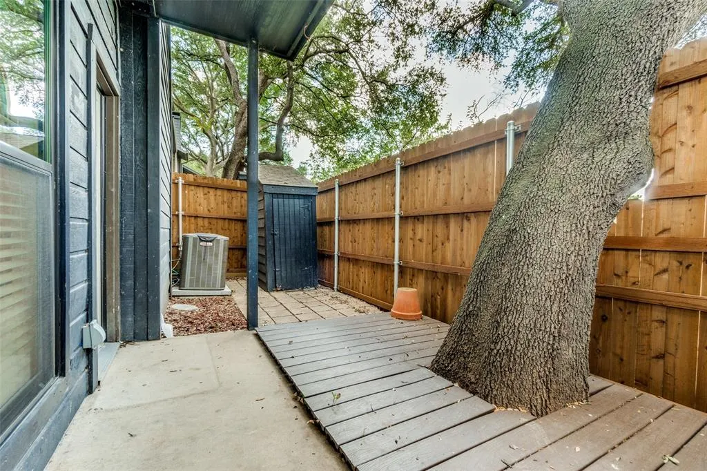 7525 Holly Hill Drive, #1