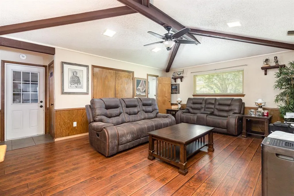 1532 Tampico Drive