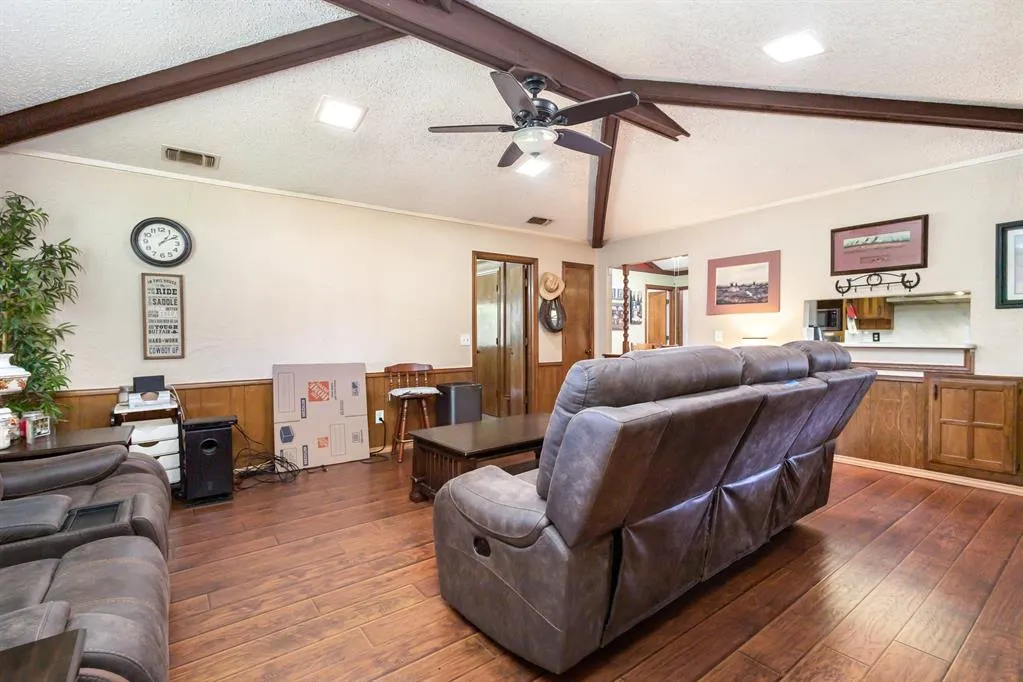 1532 Tampico Drive