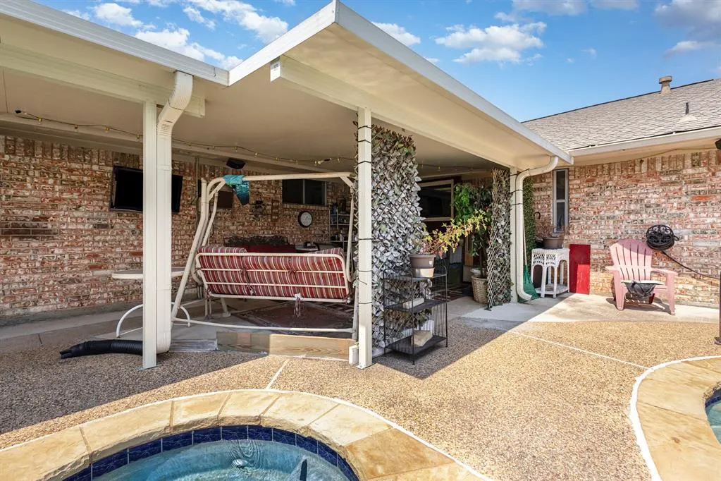 1532 Tampico Drive