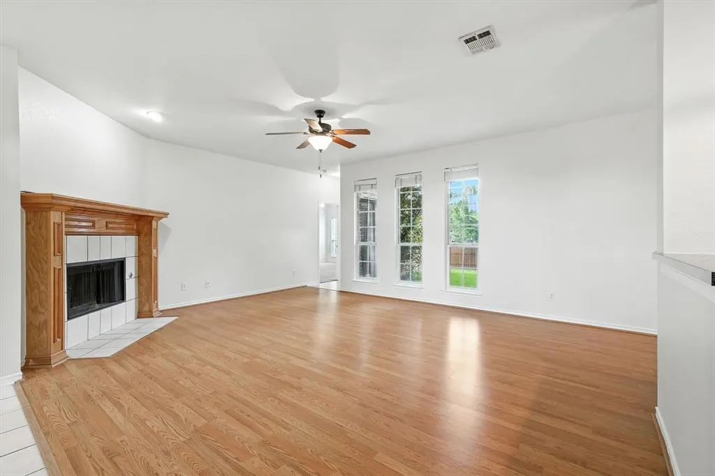 1405 Kingsley Drive
