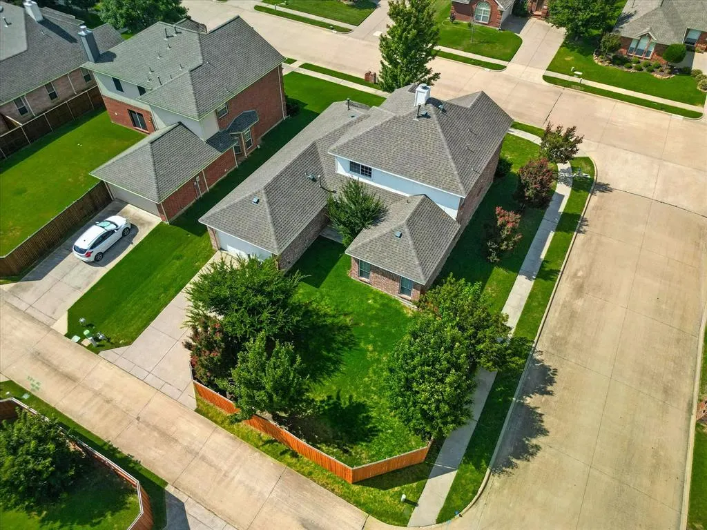 1405 Kingsley Drive