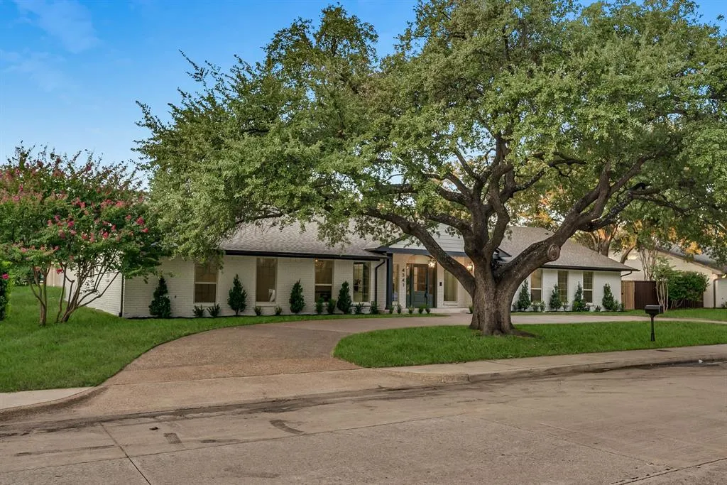 4341 Willow Lane