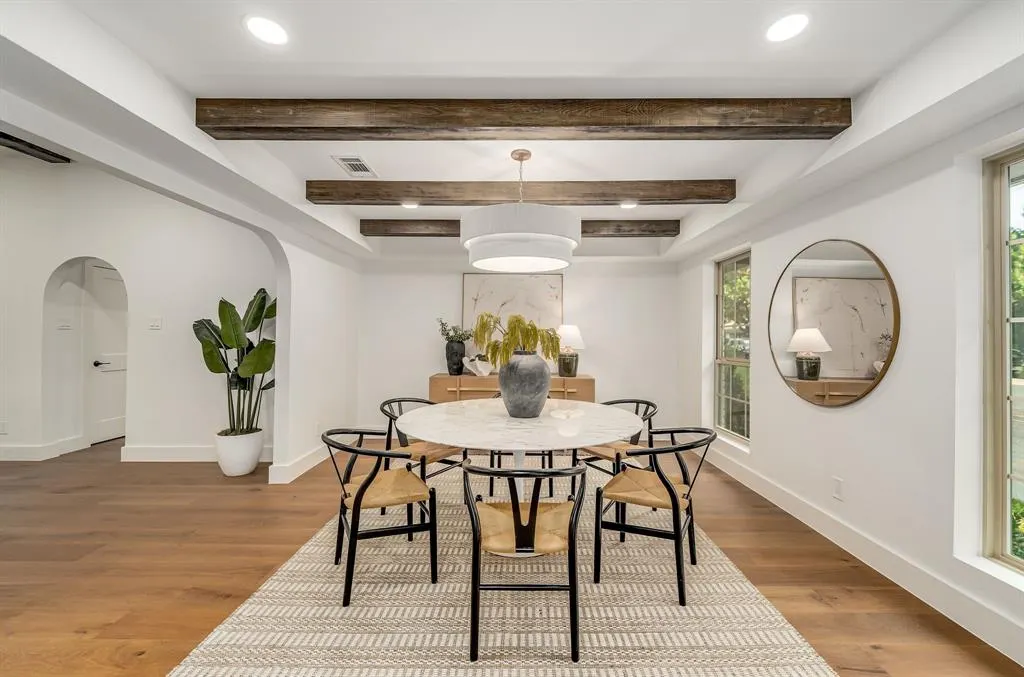 4341 Willow Lane