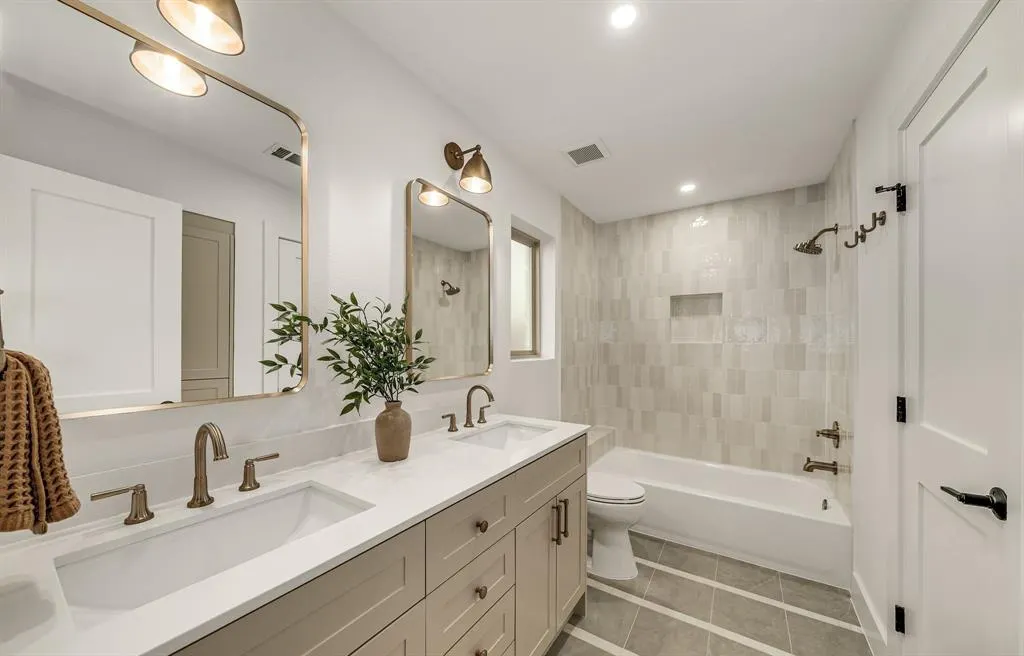 4341 Willow Lane