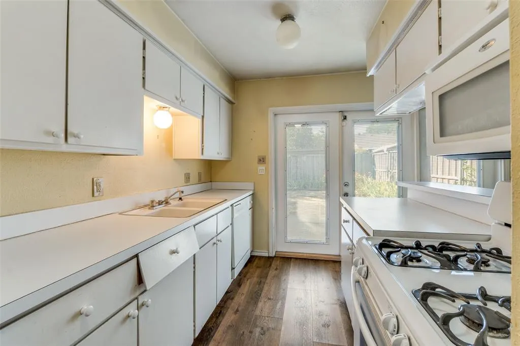 10820 Pagewood Drive, #61