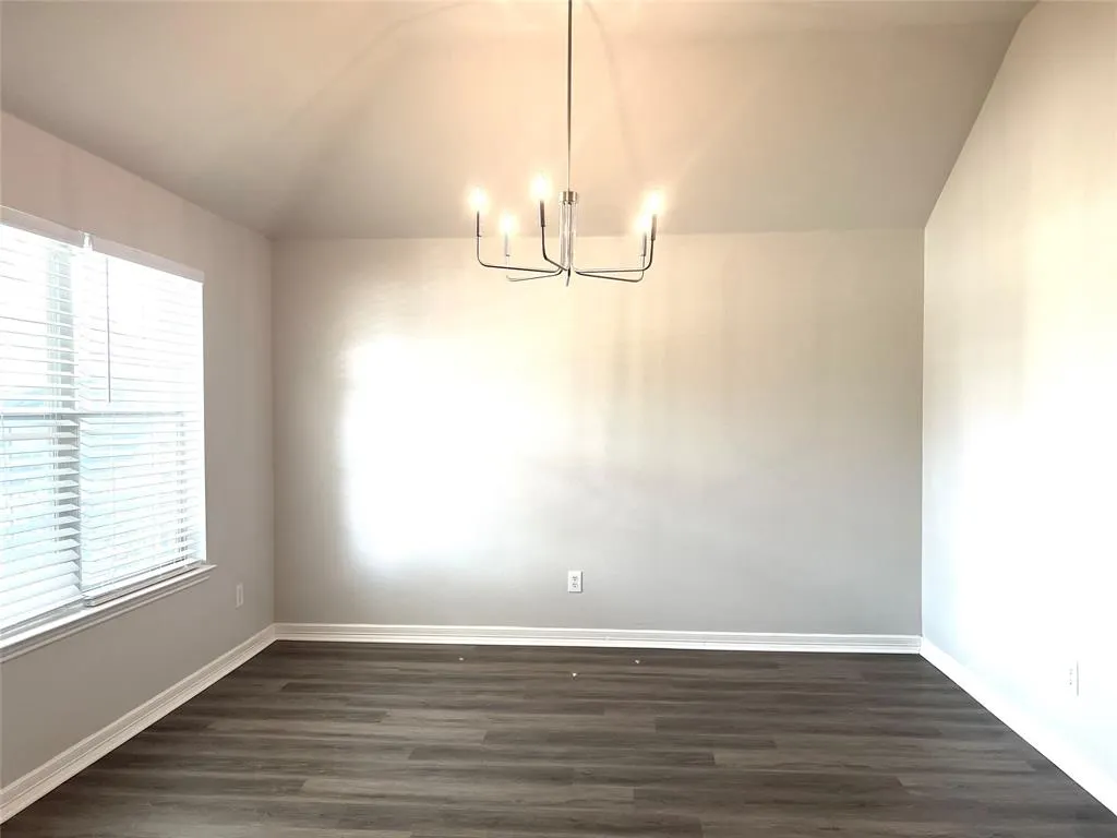 9309 Norfolk Lane