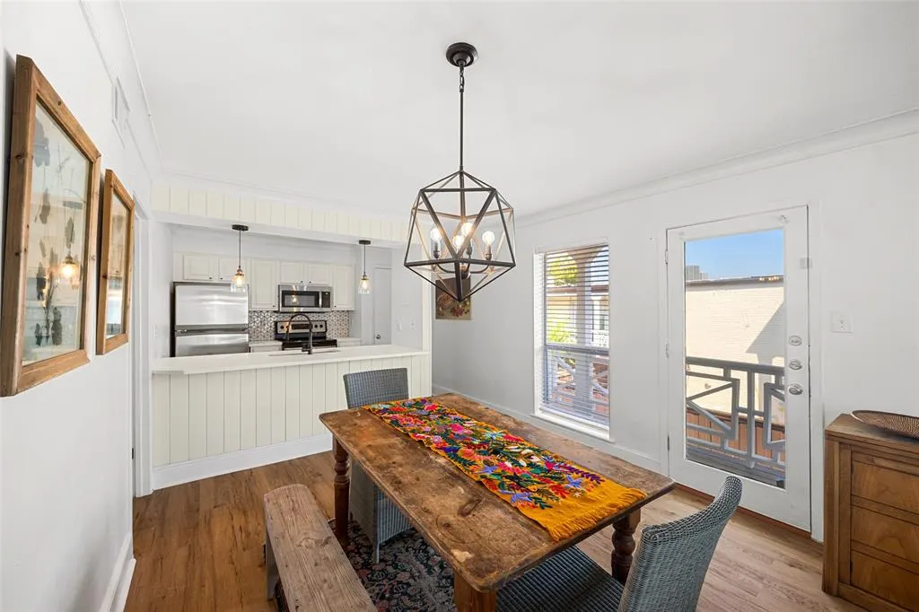 5907 E University Boulevard, #201