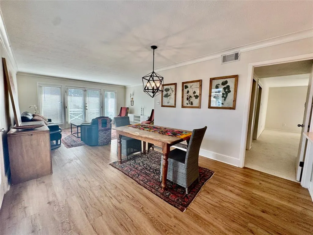 5907 E University Boulevard, #201