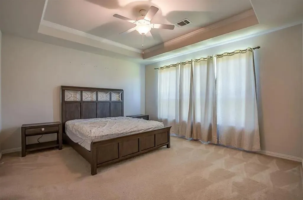 2345 Olivia Lane