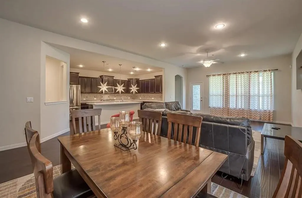 2345 Olivia Lane