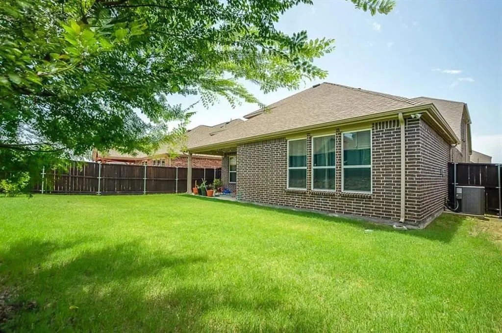 2345 Olivia Lane