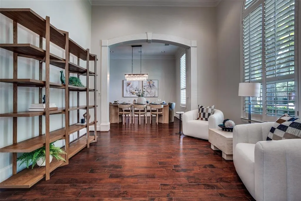 1641 Crockett Drive