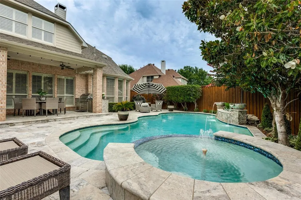 1641 Crockett Drive