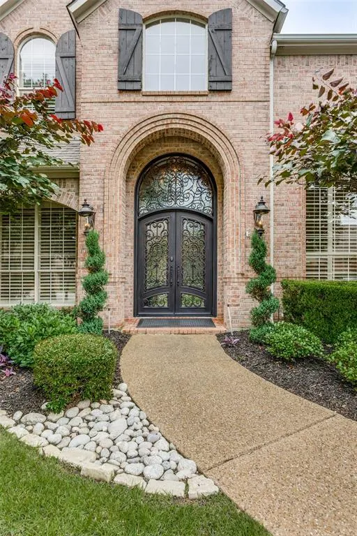 1641 Crockett Drive