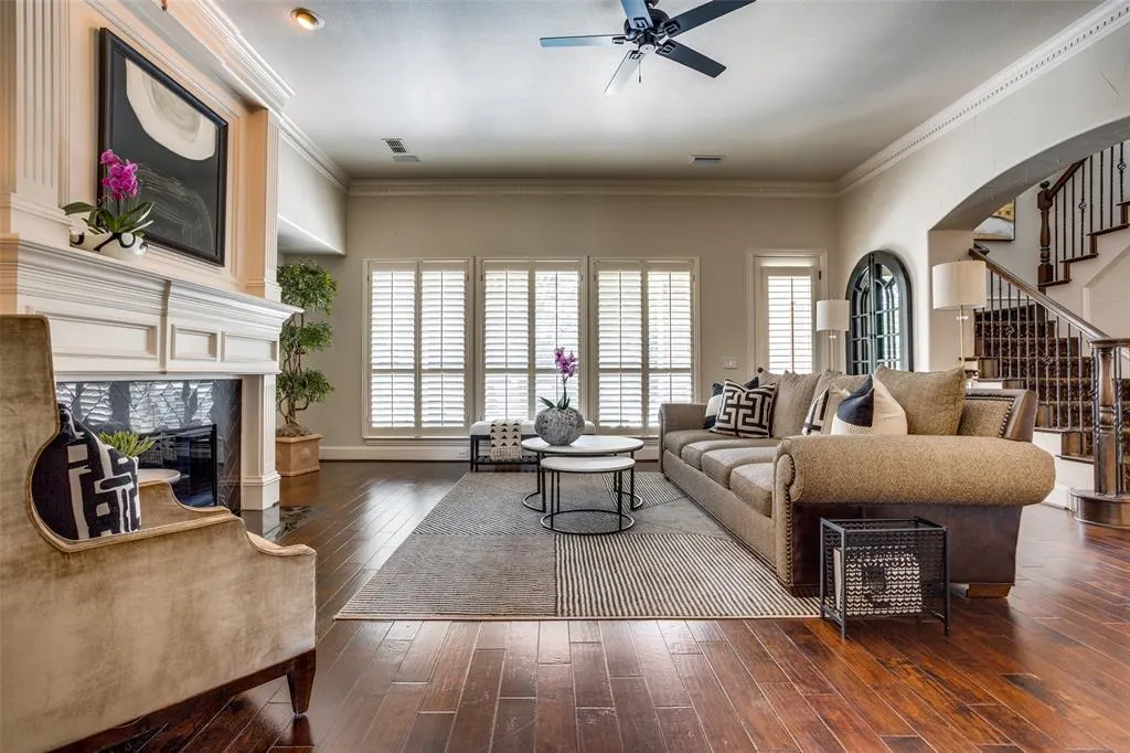 1641 Crockett Drive