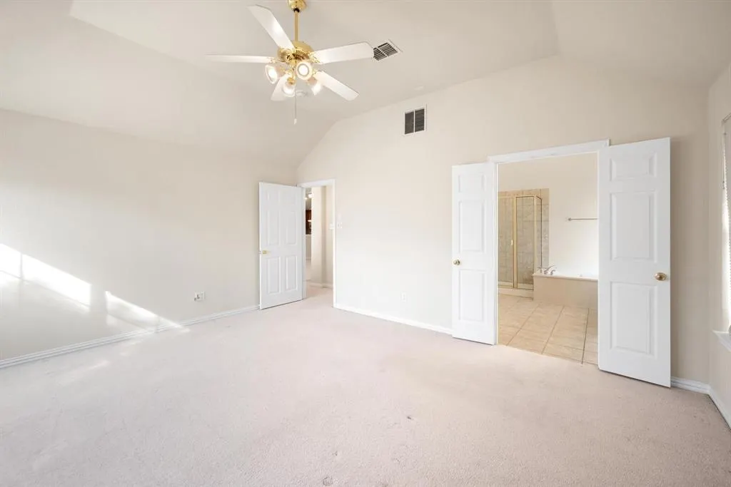 4136 Greenfield Drive