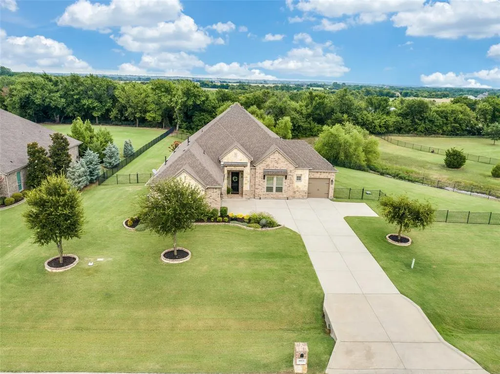 3075 Stampede Lane
