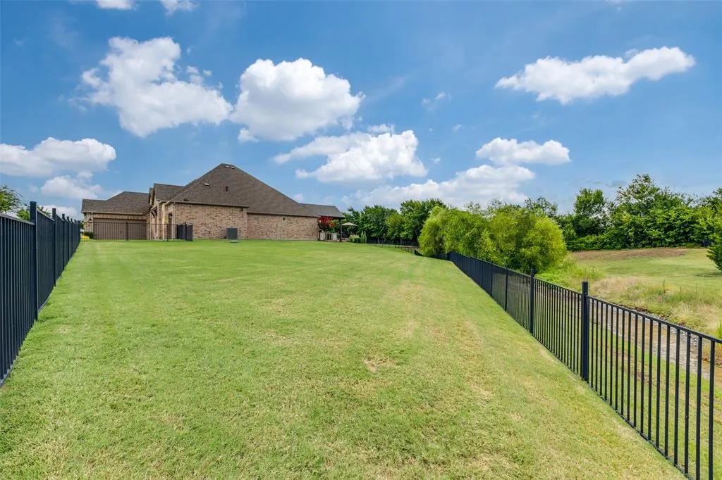 3075 Stampede Lane