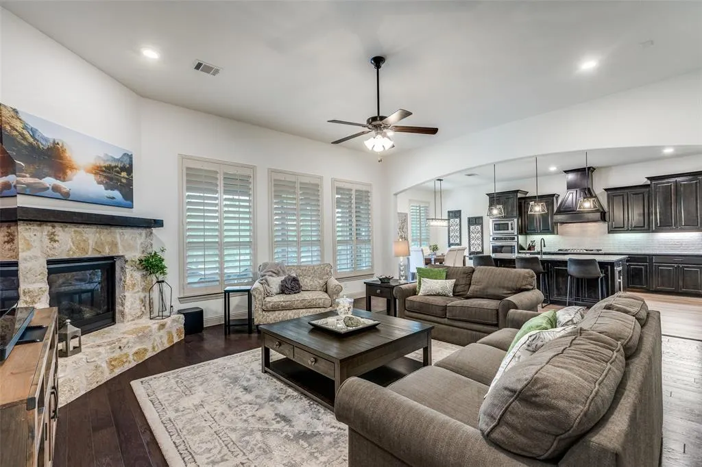 3075 Stampede Lane