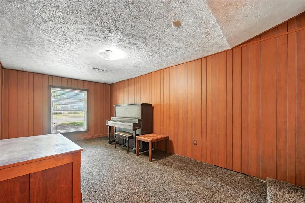 1303 Fuller Drive