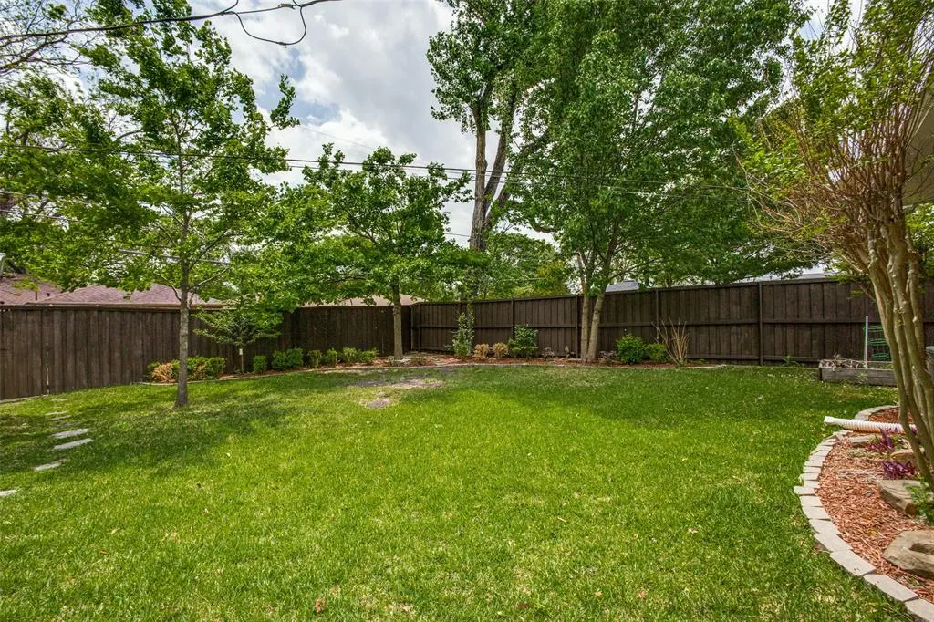 6848 Town North Drive