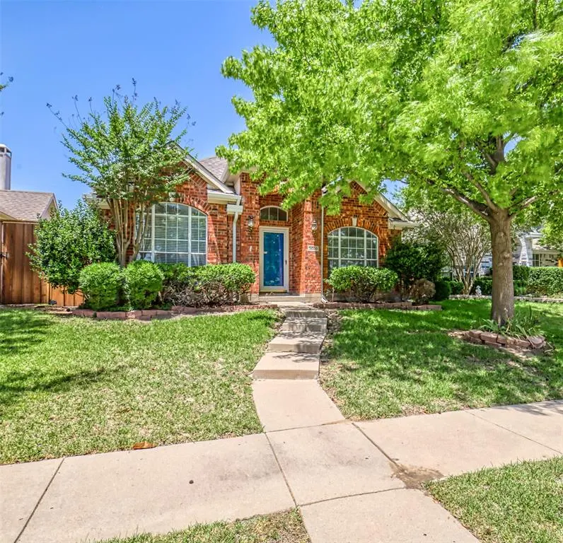 3009 Ridge Hollow Drive