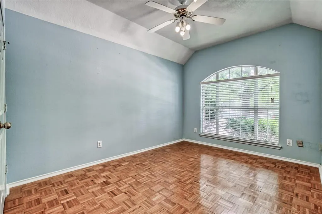 3009 Ridge Hollow Drive