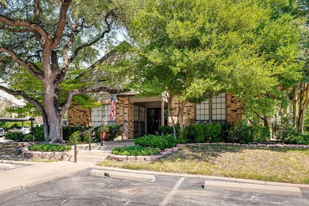 5335 Bent Tree Forest Drive, #126