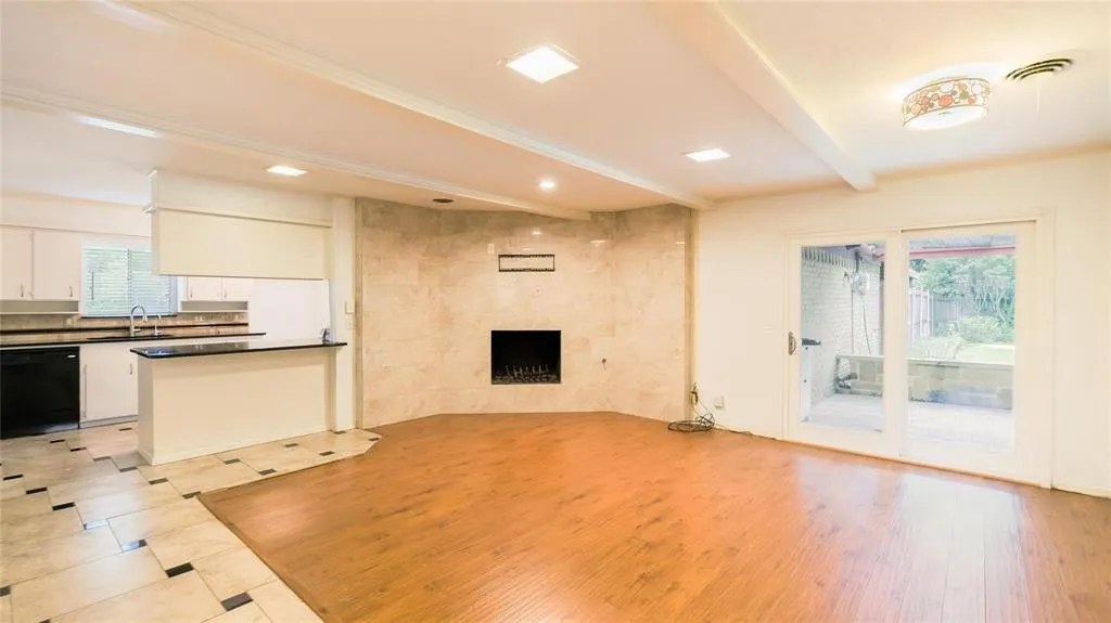 1317 Edgefield Drive