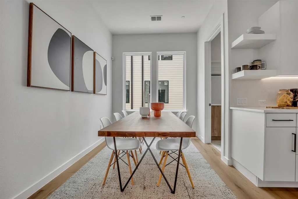 3612 San Jacinto, #106
