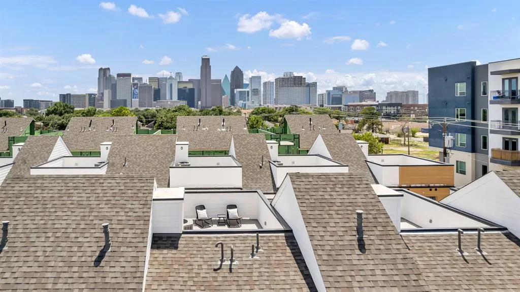 3612 San Jacinto, #106