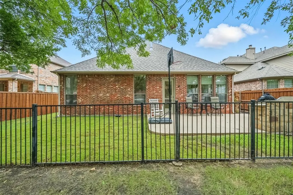 5702 Brookhill Lane