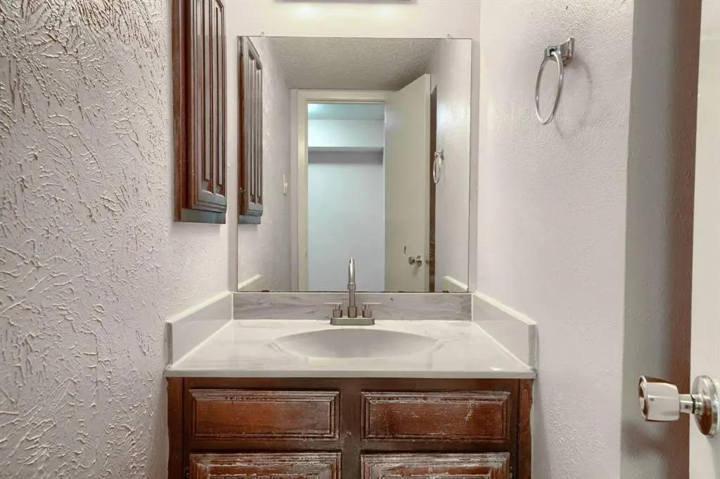 891 Dublin Drive, #3