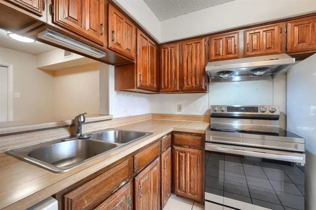 891 Dublin Drive, #3