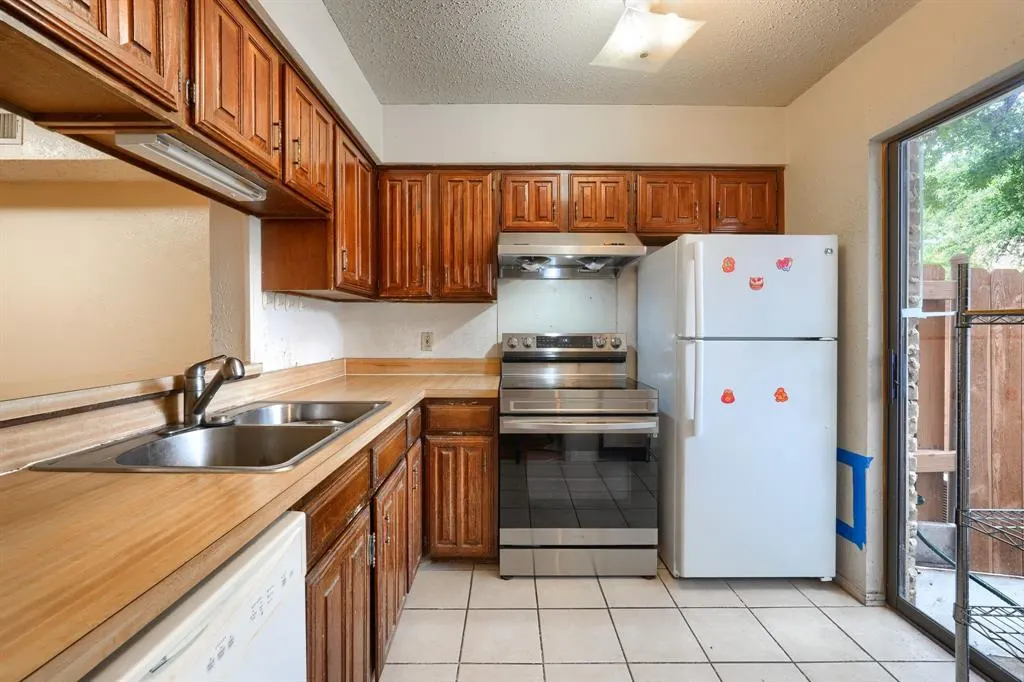 891 Dublin Drive, #3