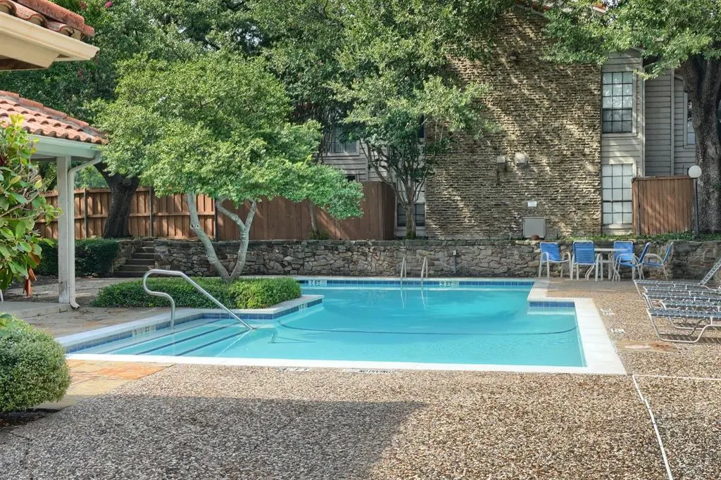 891 Dublin Drive, #3