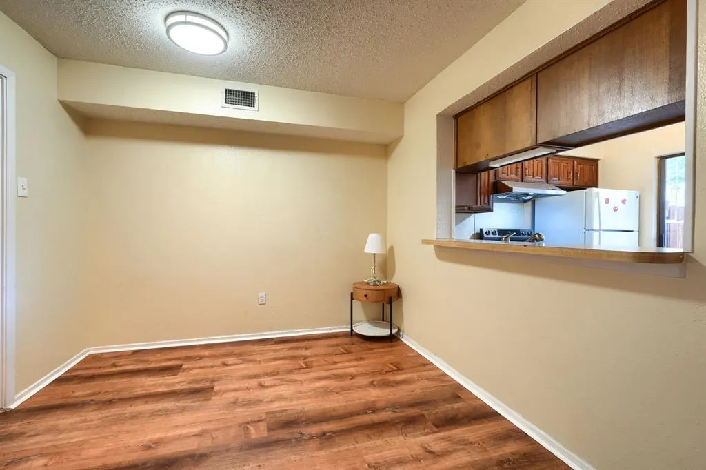 891 Dublin Drive, #3