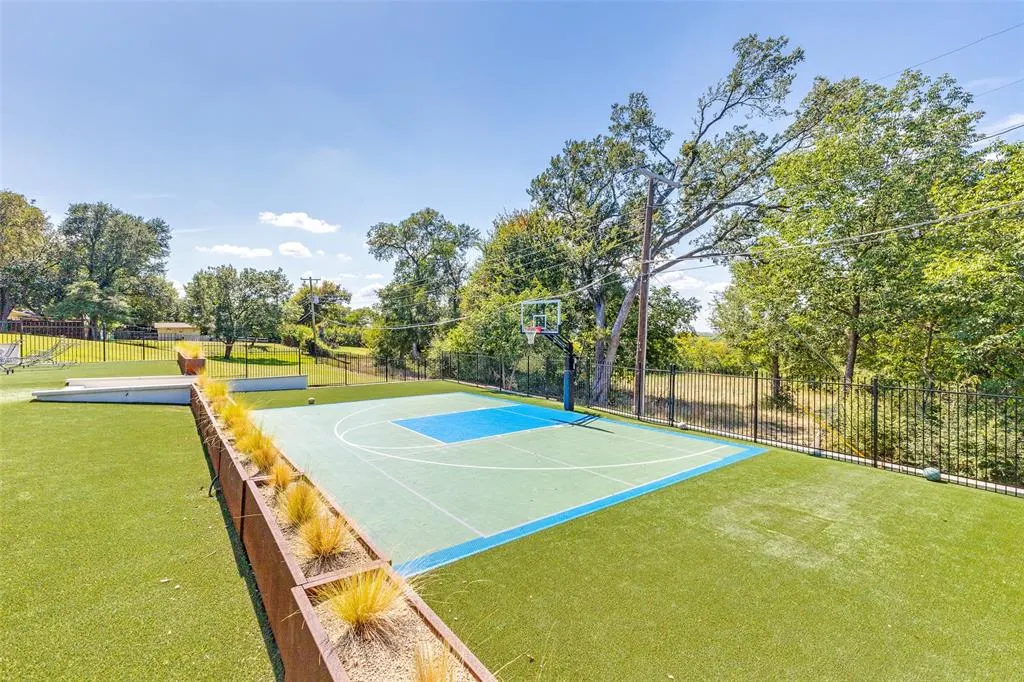9755 Van Dyke Road