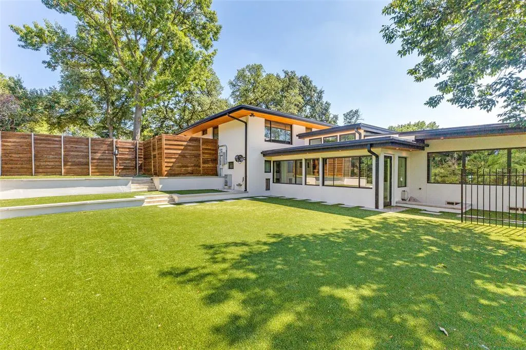 9755 Van Dyke Road