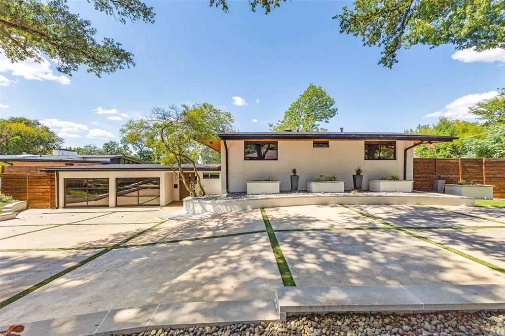 9755 Van Dyke Road