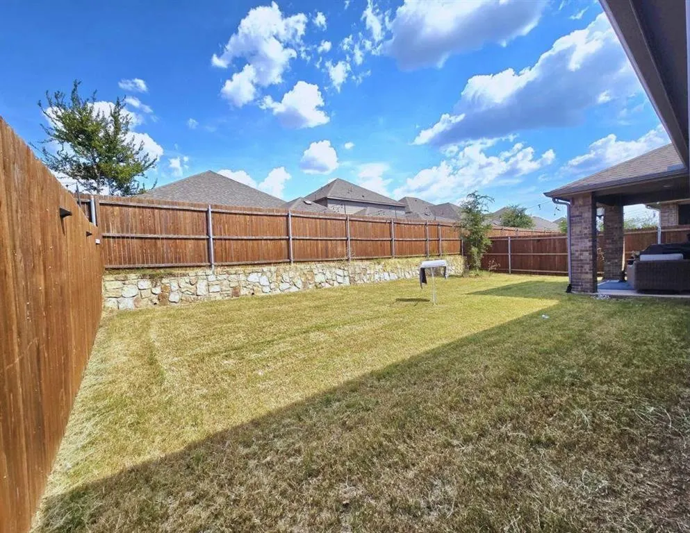 1608 Mineral Point Place