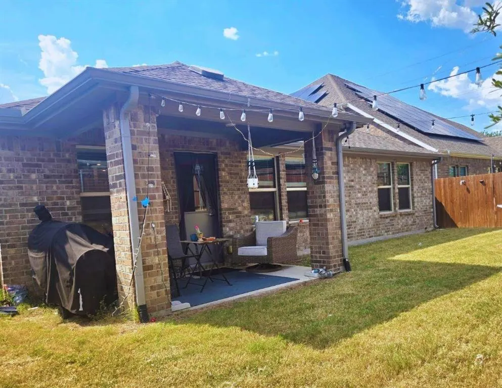 1608 Mineral Point Place